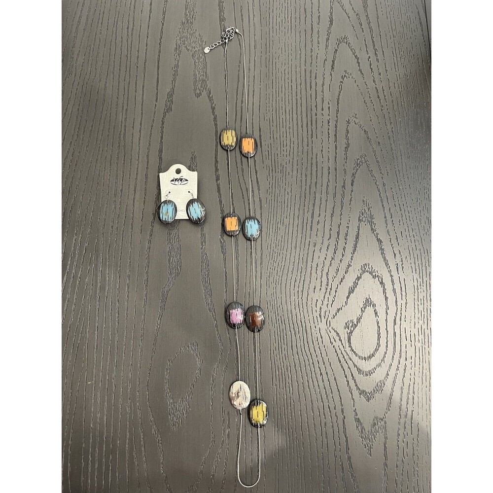 Matching Necklace And Earring‎ Set Vip Brand New Without Tags Multicolor